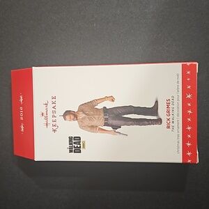 Hallmark Ornament  - Rick Grimes  - 2016